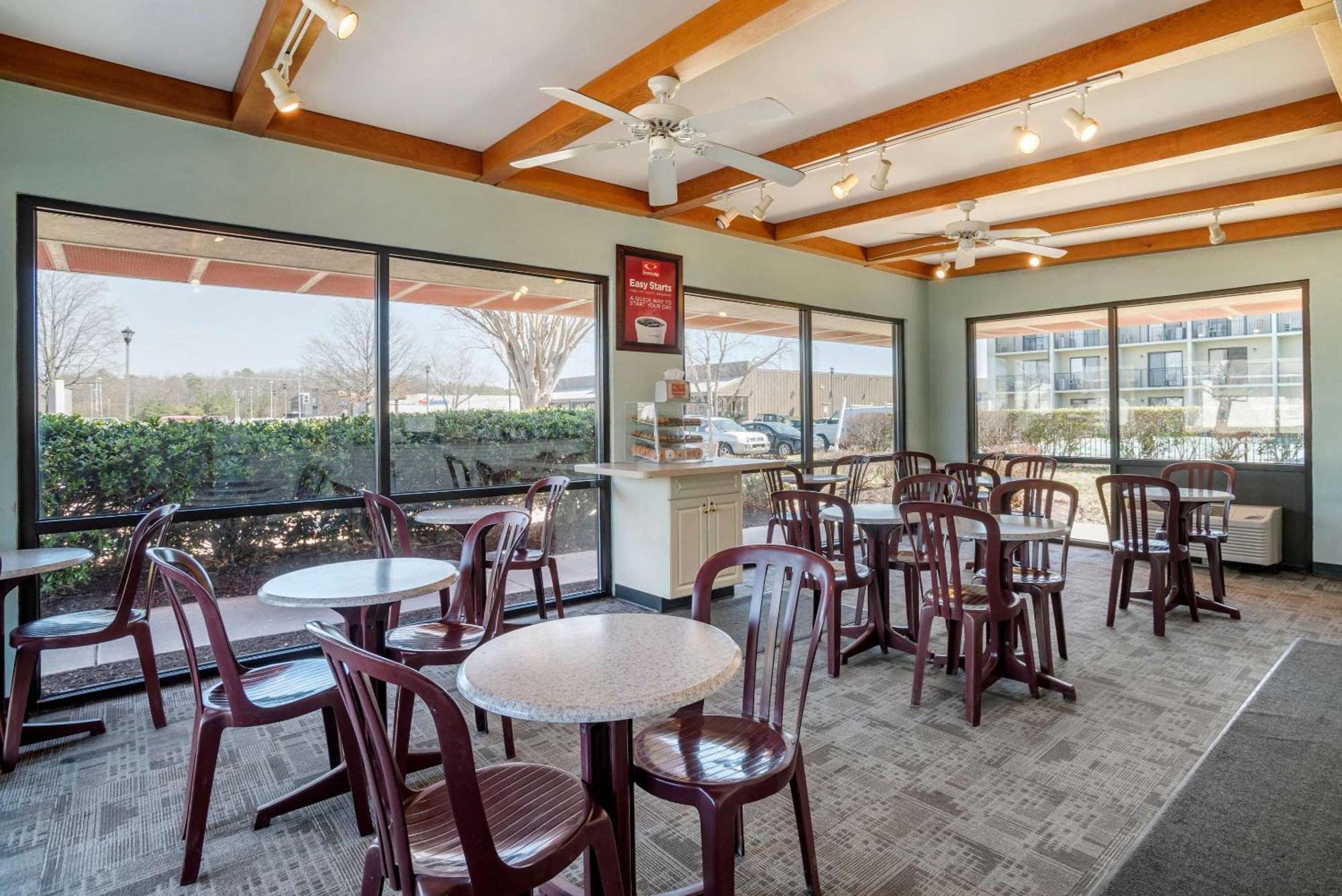 Econo Lodge Inn & Suites Rehoboth Beach Luaran gambar